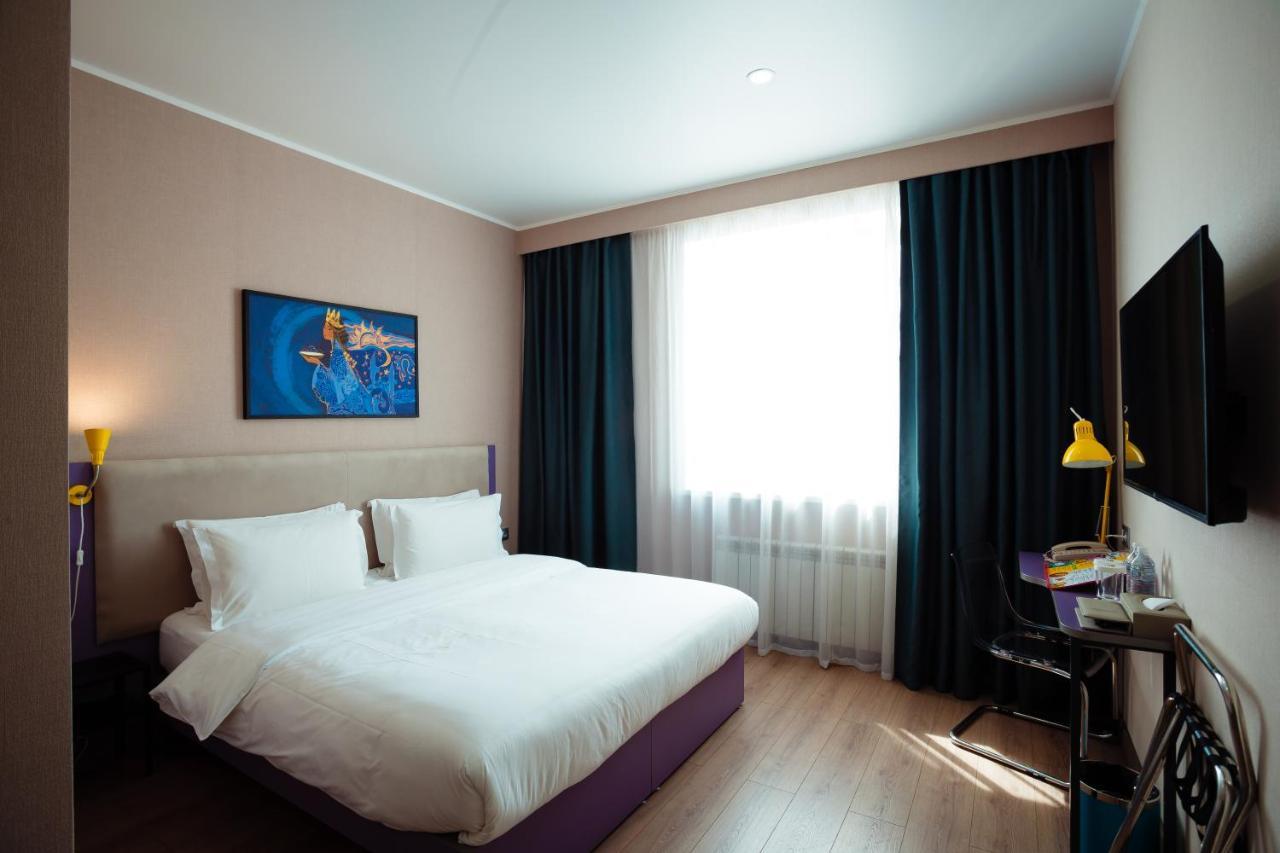 City Hotel シムケント エクステリア 写真