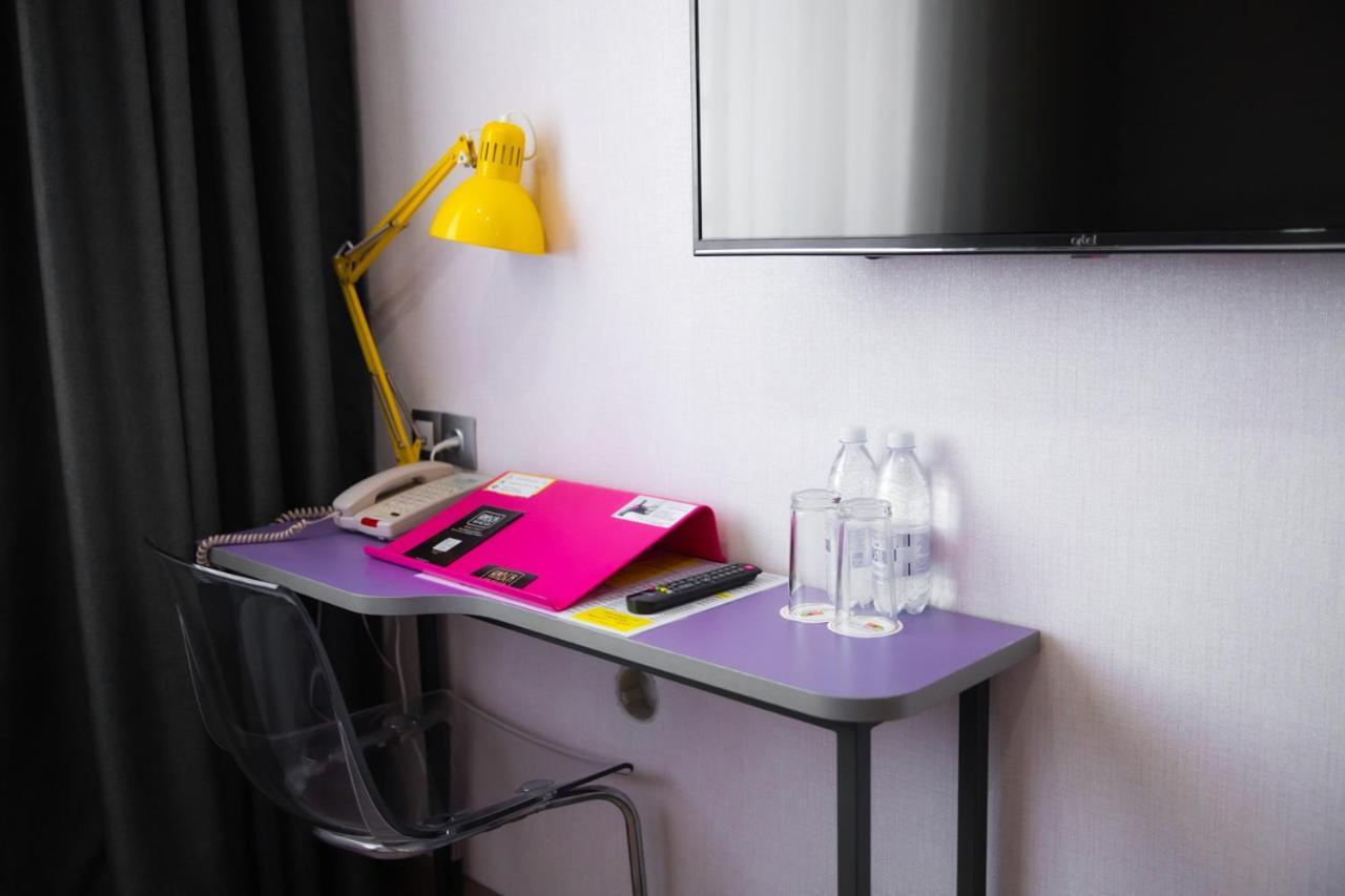 City Hotel シムケント エクステリア 写真